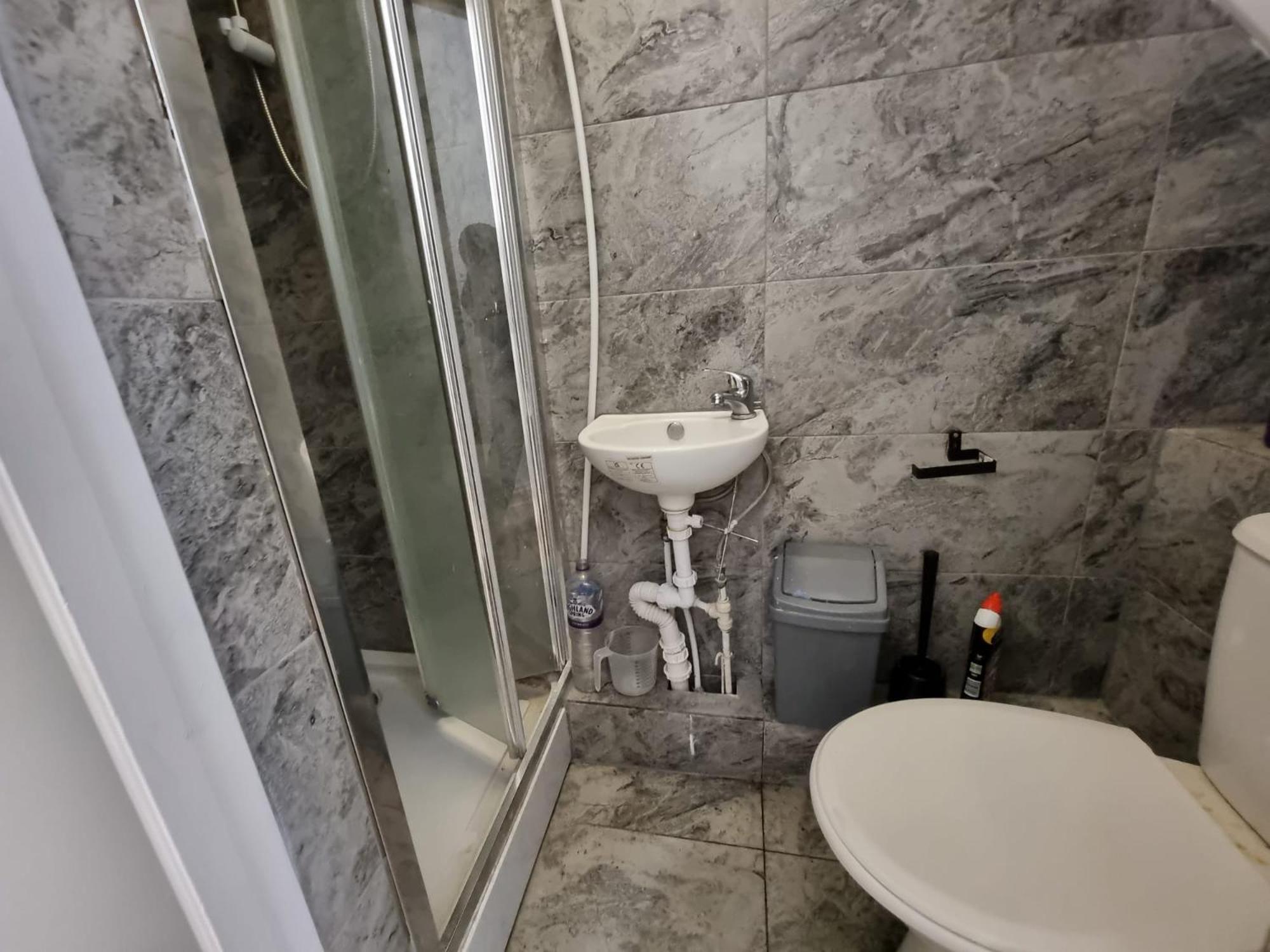 Easy Rooms, London Luton Airport -24 Hour Check-In 외부 사진